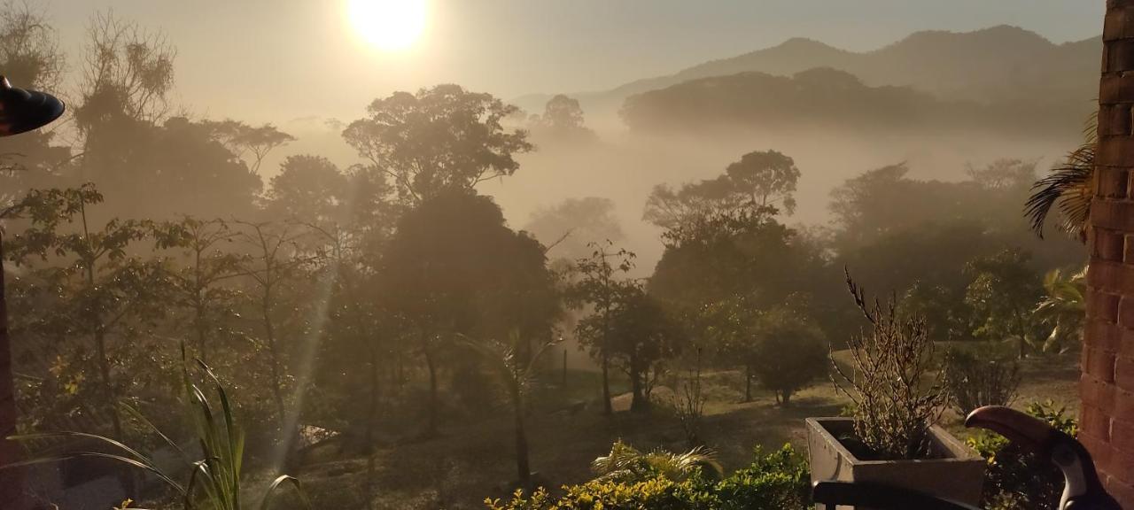 Pousada Coracao Verde ミゲウ・ペレイラ エクステリア 写真
